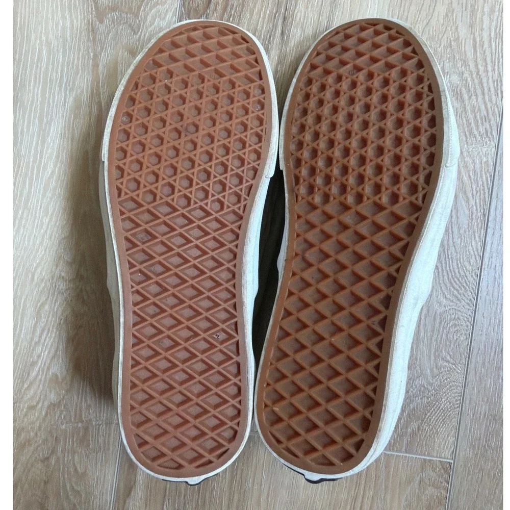 Vans Slip-On Unisex Mens 7 Womens 8.5 Black Good Tumbled Leather UltraCush